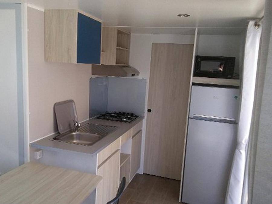 Camping Le Petit Mousse - Mobilhome 4 personnes - Comfort | 2 Ch. | 4 Pers. | Terrasse surélevée | Clim. in Vias Plage, Vias