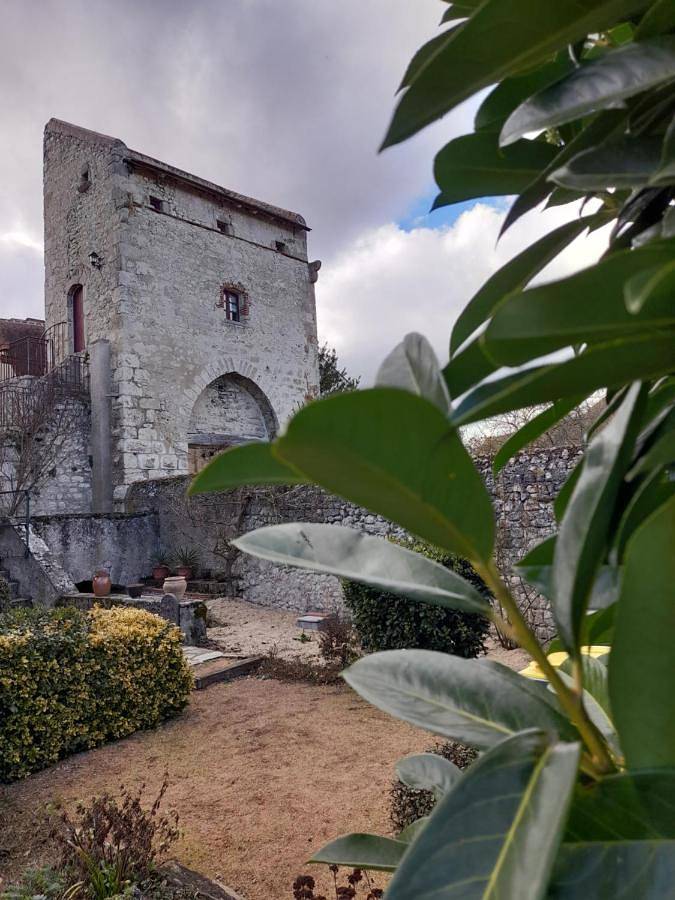 Double Room in Charroux (Auvergne), Allier