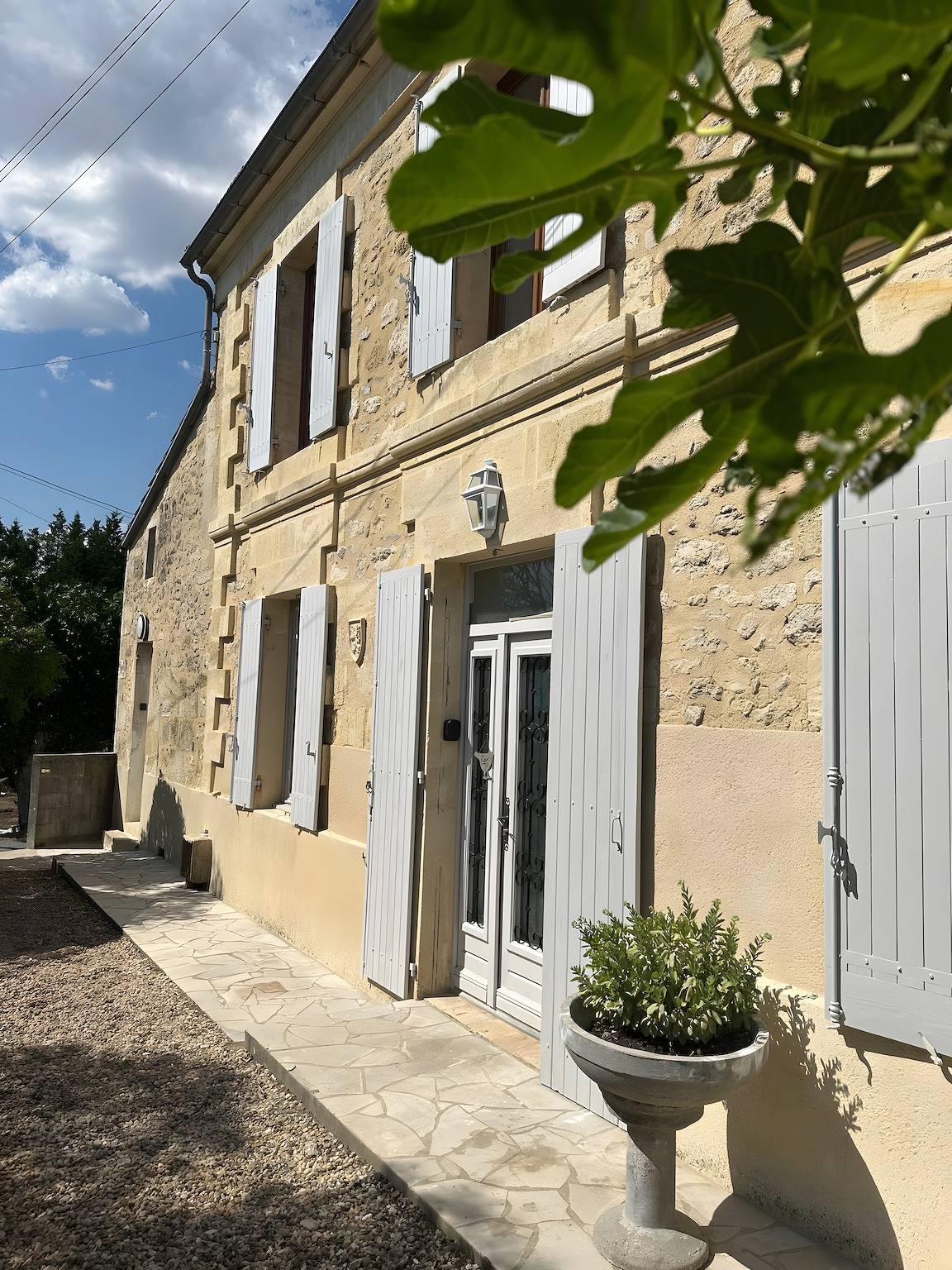 Holiday Home 'Gite de Gurson' with Private Garden and Air Conditioning in Carsac-de-Gurson, Périgord Pourpre