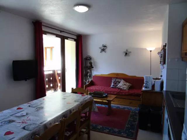 Chalet pour 8 personnes, avec balcon dans Valfréjus - 4