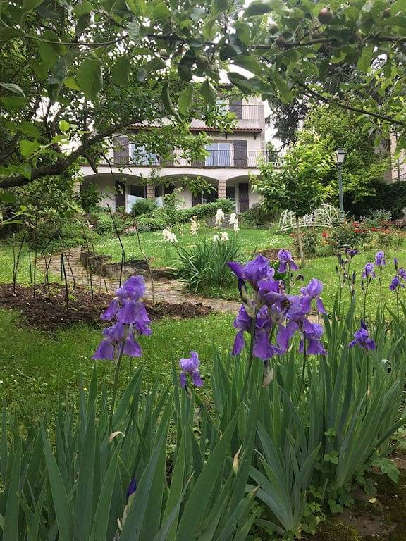Chambres d'hôtes Les Charmettes - Suite Ava in Saint-Étienne, Parc Naturel Régional du Pilat