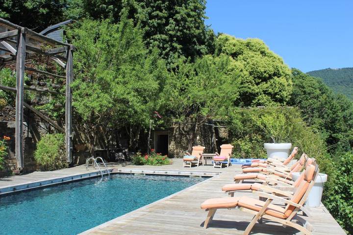 Location de vacances pour 4 personnes, avec sauna et piscine ainsi que jacuzzi et jardin à Castans - 4