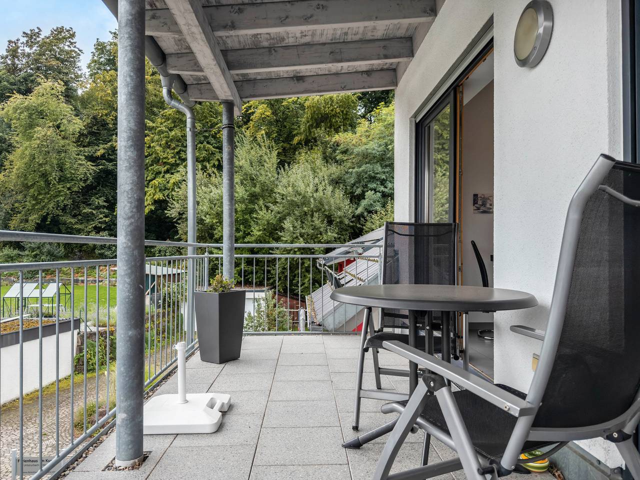 Ganze Wohnung, Ferienwohnung '3 Dachgeschoss' mit Balkon und Wlan in Bad Waldsee, Oberschwaben