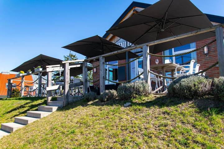 Hotel für 2 Personen, mit Terrasse und Ausblick in Neppermin