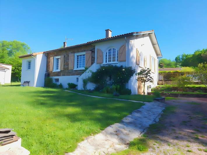 Villa in St Denis with Private Pool in Saint-Denis (Aude), Carcassonne und Umgebung