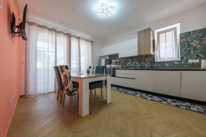 Apartamento entero, Apartamento 'Grace Home 1' con vistas al mar, Wi-Fi y aire acondicionado in Milazzo, Provincia de Messina