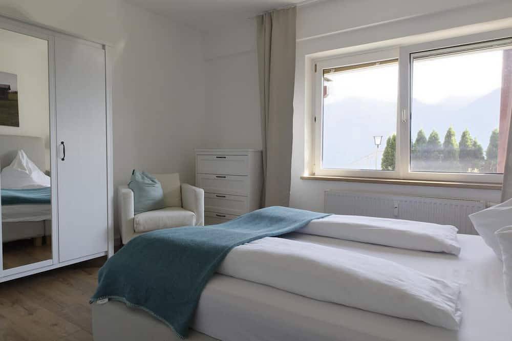 Ganze Wohnung, Ground floor apartment Highspeed W-Lan, 5 persons, terrace/garden for single use in Schobergruppe, Dölsach