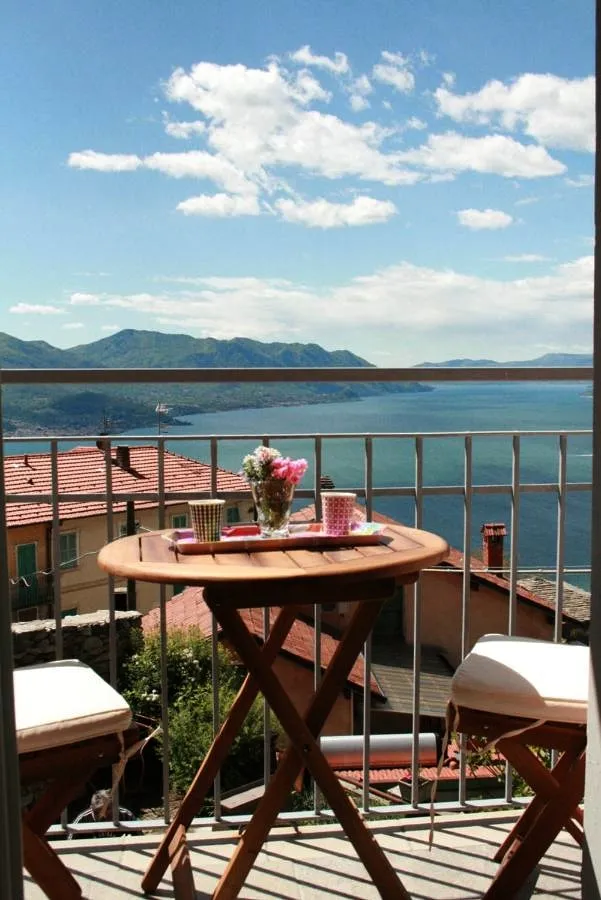 Apartamento de vacaciones para 4 personas, con vistas al lago además de vistas y jardín - 1