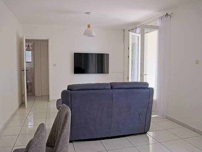 Location de vacances pour 6 personnes, avec vue et terrasse à Sainte-Suzanne - 4