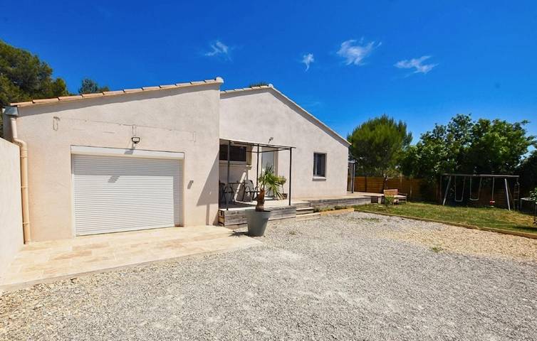 Location de vacances pour 7 personnes, avec piscine ainsi que jardin et terrasse à Mérindol - 2