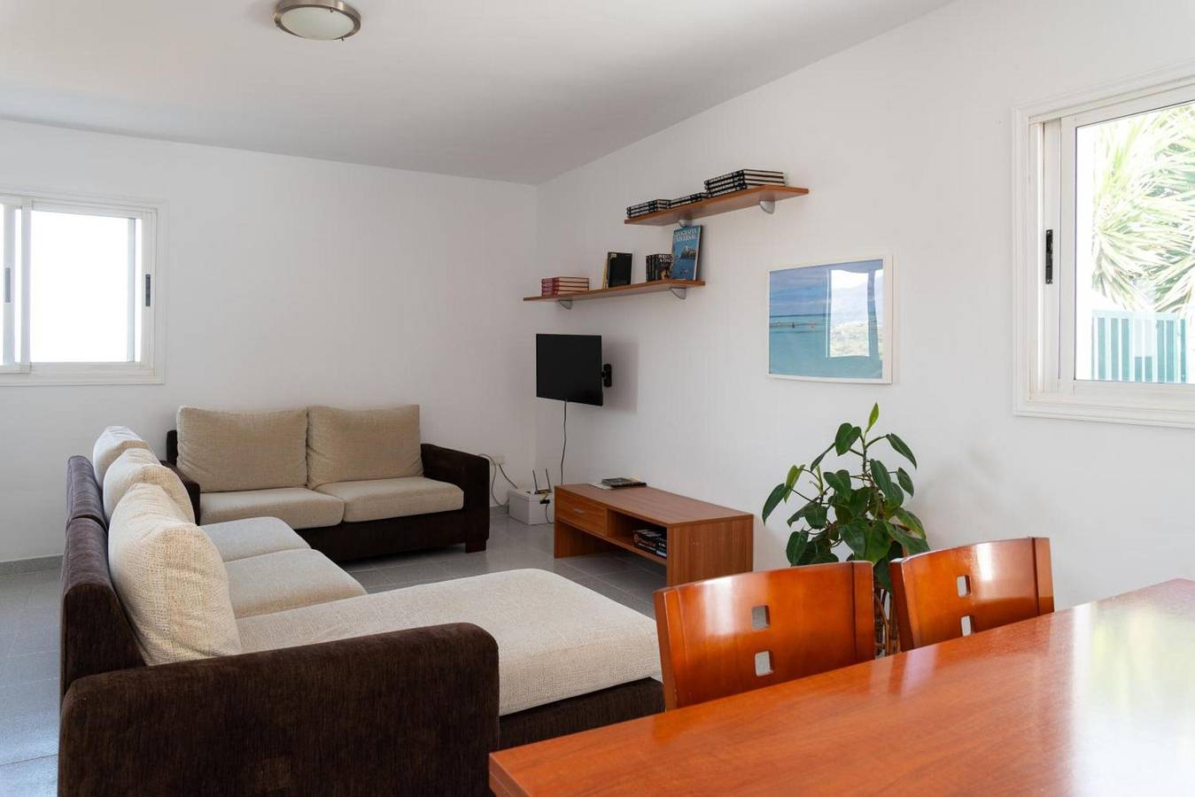 Holiday Home “La Villa” with Sea View, Wi-Fi and Air Conditioning in Arafo region, South Tenerife