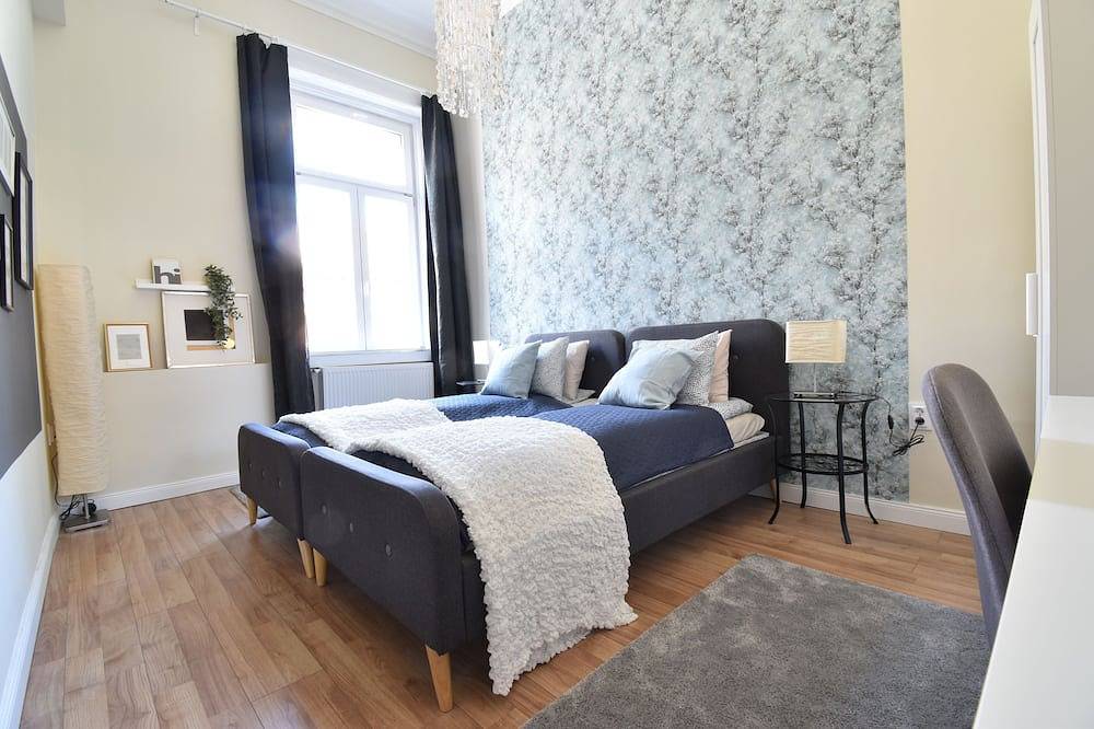 Ganze Wohnung, Spacious 3-bedroom apartment with Wifi, Ac in beautiful Budapest in Budapest, Danube-Ipoly National Park