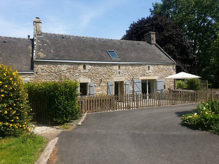Gîte für 6 Personen, mit Terrasse und Garten in Pouldergat