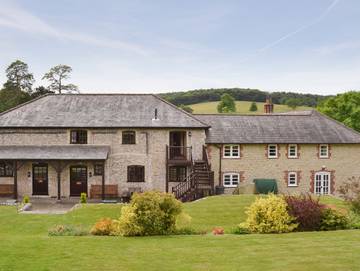Log Cabin for 4 People in East Meon, Hampshire, Photo 1