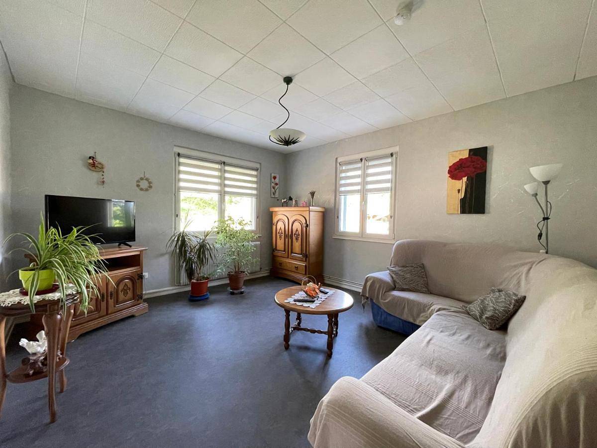 Two-Bedroom House in Saint-Pierre-Bois, Région de Sélestat-Erstein