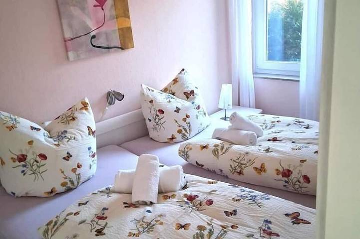 Ferienhaus für 4 Personen, mit Terrasse in Berumbur - 2