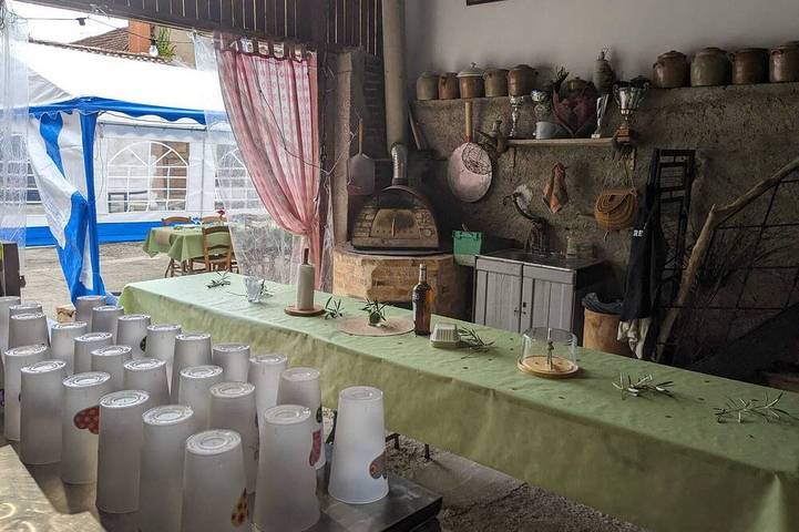 Location de vacances pour 14 personnes, avec terrasse et jardin à Saint-Jean-de-Marcel - 2