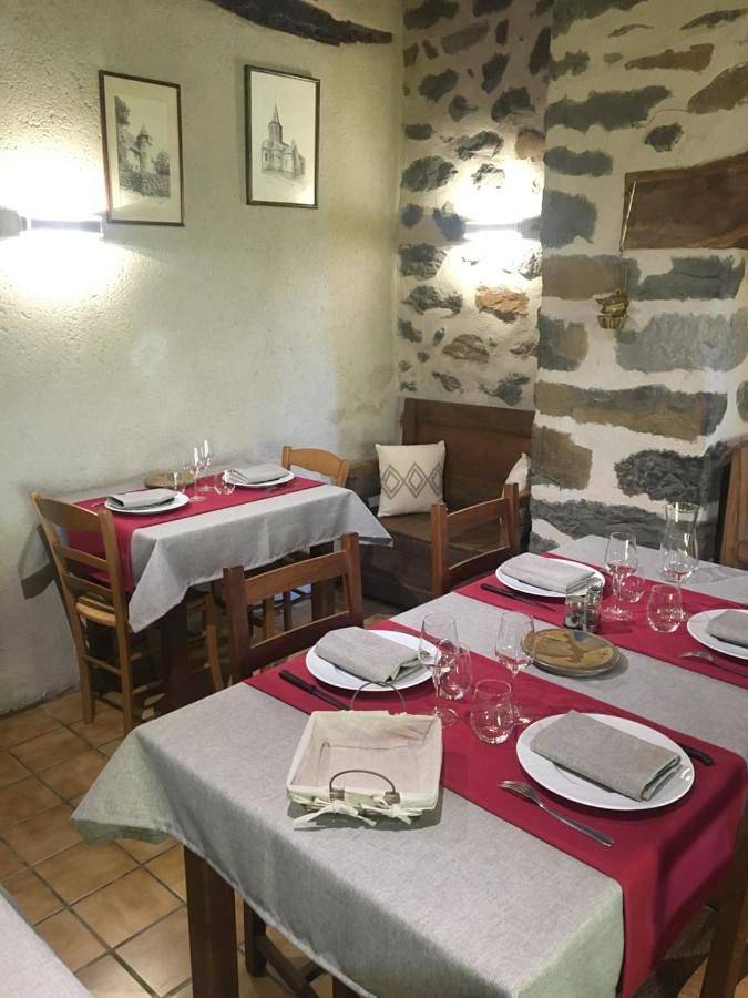 Chambres d’hôtes « Les sorbiers » in Anglards-de-Salers, Parc naturel régional des Volcans d'Auvergne