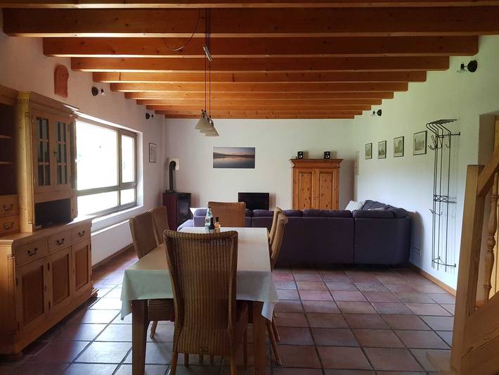 Ferienwohnung für 3 Personen, mit Balkon und Garten sowie Seeblick in Hohenlohe - 2