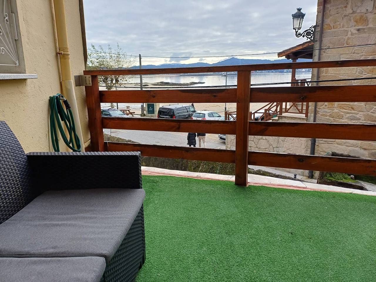 Apartamento entero, Apartamento 'Piso Fon' con vistas al mar, terraza privada y balcón in Villagarcía de Arosa, Rias Baixas