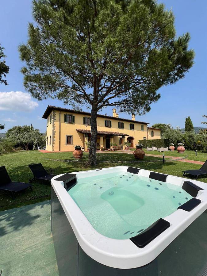 Willa dla 8 osób, z jacuzzi w Vinci