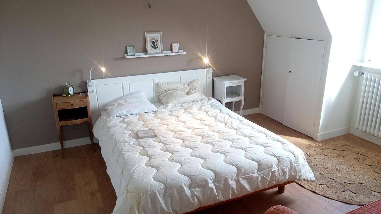 Double Room in Ploubalay, Région de Dinan