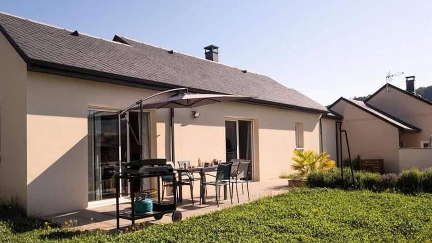 Gîte pour 7 personnes, avec piscine et jardin à Marvejols - 3