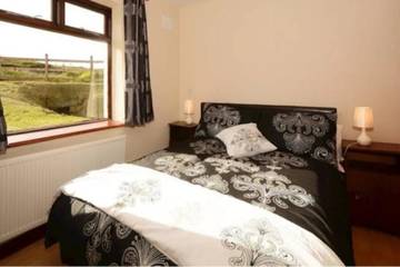 Holiday Home for 6 People in Glenties, County Donegal, Photo 3