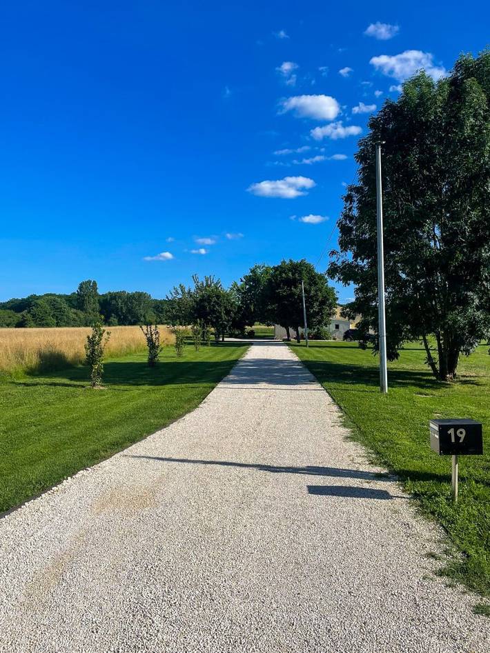 Gîte pour 6 personnes, avec terrasse ainsi que jardin et piscine, animaux acceptés en Gironde - 4