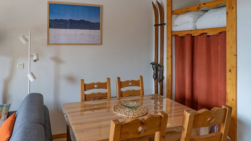 Ganze Wohnung, Appartement „Le Tétras Lyre 301“ für 4 Personen in Chamrousse, Nationalpark Écrins