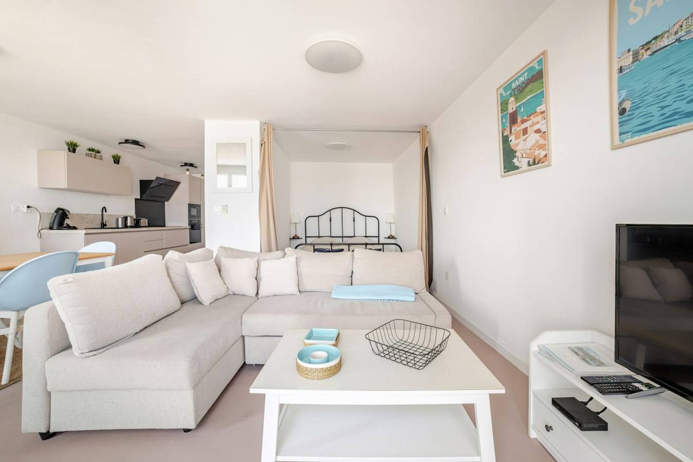 Ganze Wohnung, Ferienwohnung für 2 Personen mit Balkon in Sanary-sur-Mer, Toulon Region