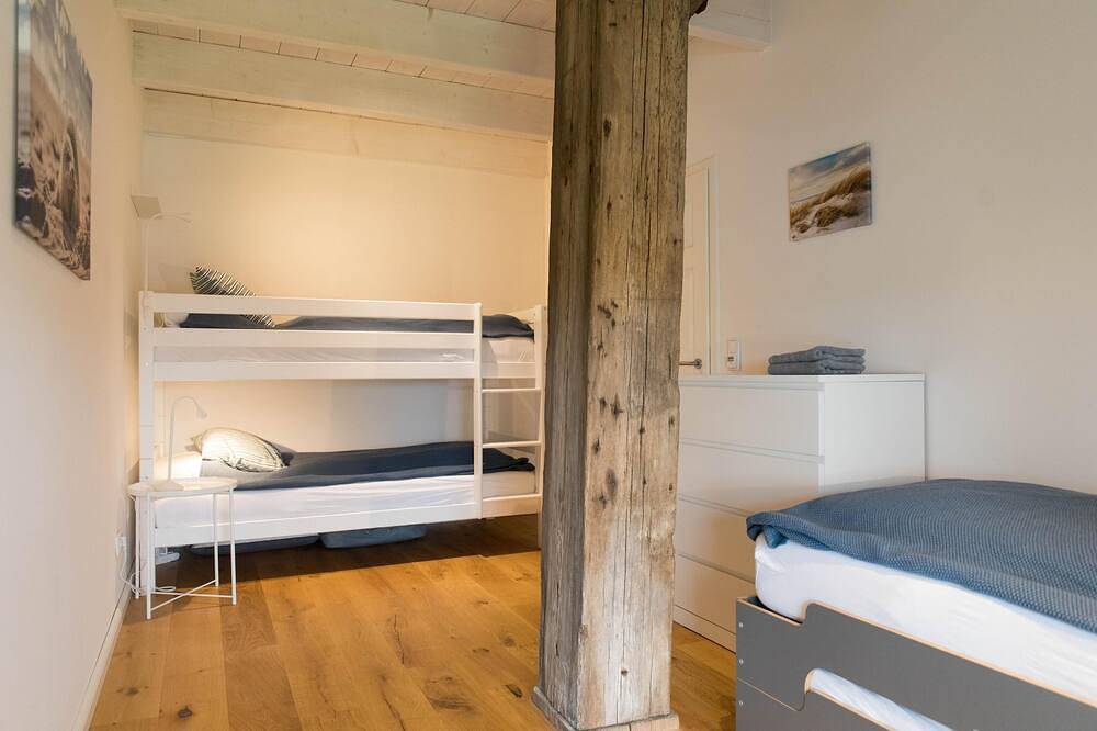 Ganze Wohnung, Elsje – Ferienwohnung mit Hund in Rysum bei Greetsiel, 80 m²/6 Pers. in Rysum, Krummhörn