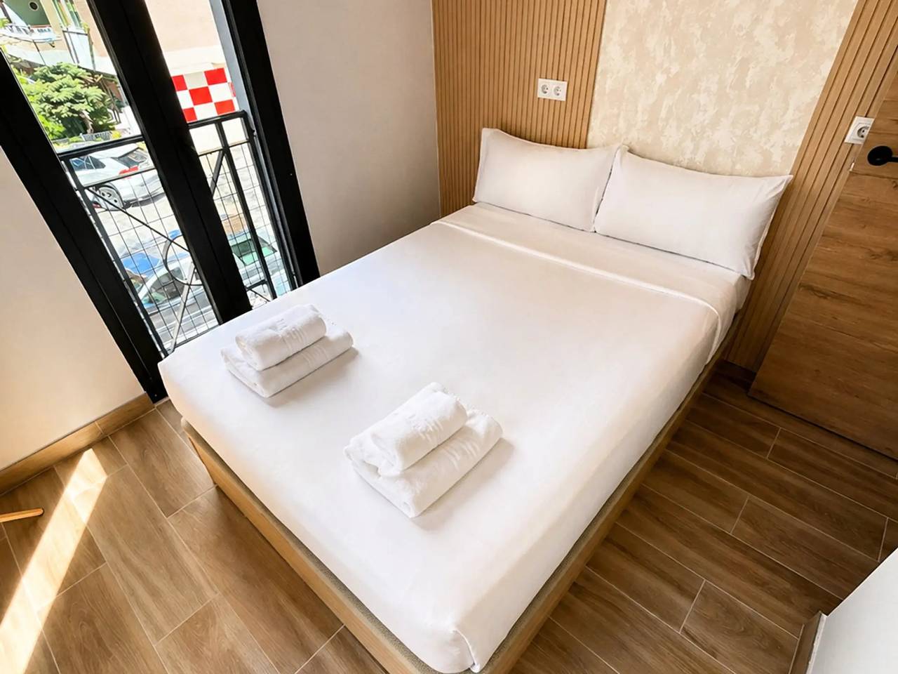 Apartamento entero, 3 estancias 4 Personas in Parque de las Avenidas, Madrid