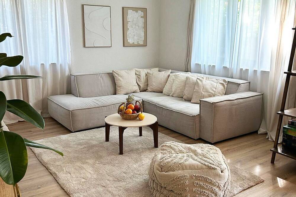 Ganze Wohnung, Stylische 80 m2 Ferienwohnung am Schloss – Ruhig, Zentral & Familienfreundlich! in Bruchsal, Kraichgau