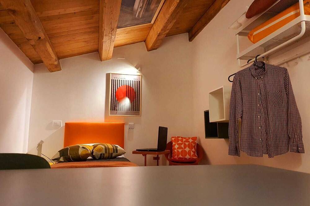 Apartamento entero, Welcoming 3bedroom apartment with Wifi and a kitchen-living in charming L'Aquila in L'Aquila, Gran Sasso