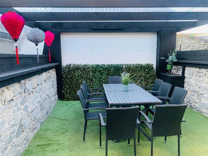 Location de vacances pour 9 personnes, avec Terrasse à Sligo