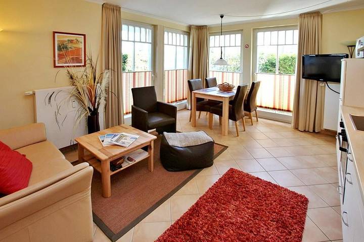 Ferienwohnung für 4 Personen, mit Terrasse und Sauna in Ostseebad Kühlungsborn