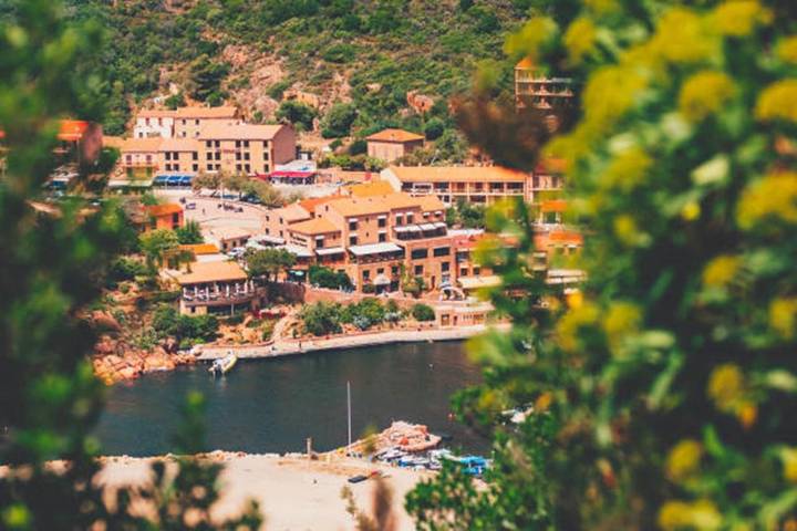 Location de vacances pour 2 personnes, avec piscine ainsi que vue et balcon dans Porto (Corse) - 4