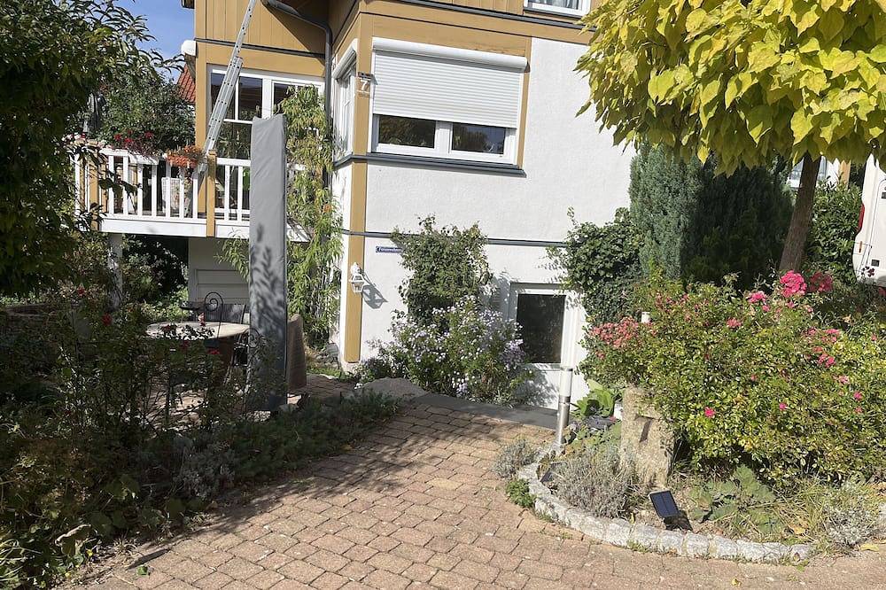 Ganze Wohnung, Ruhige,zentral gelegene Fewo zwischen Bodensee und Alpen in Eglofs, Argenbühl