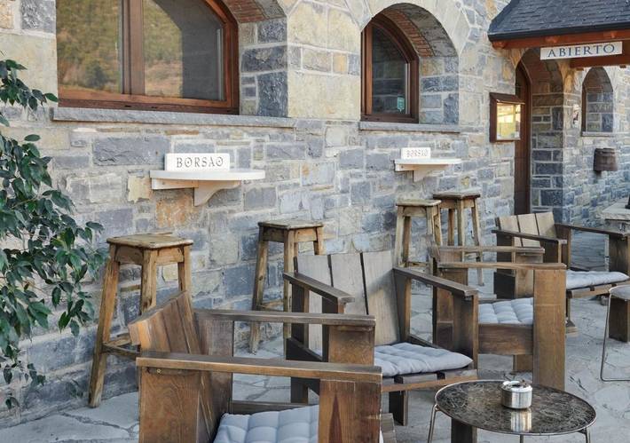 Location de vacances pour 4 personnes, avec vue et balcon, adapté aux familles à Sallent de Gállego - 2