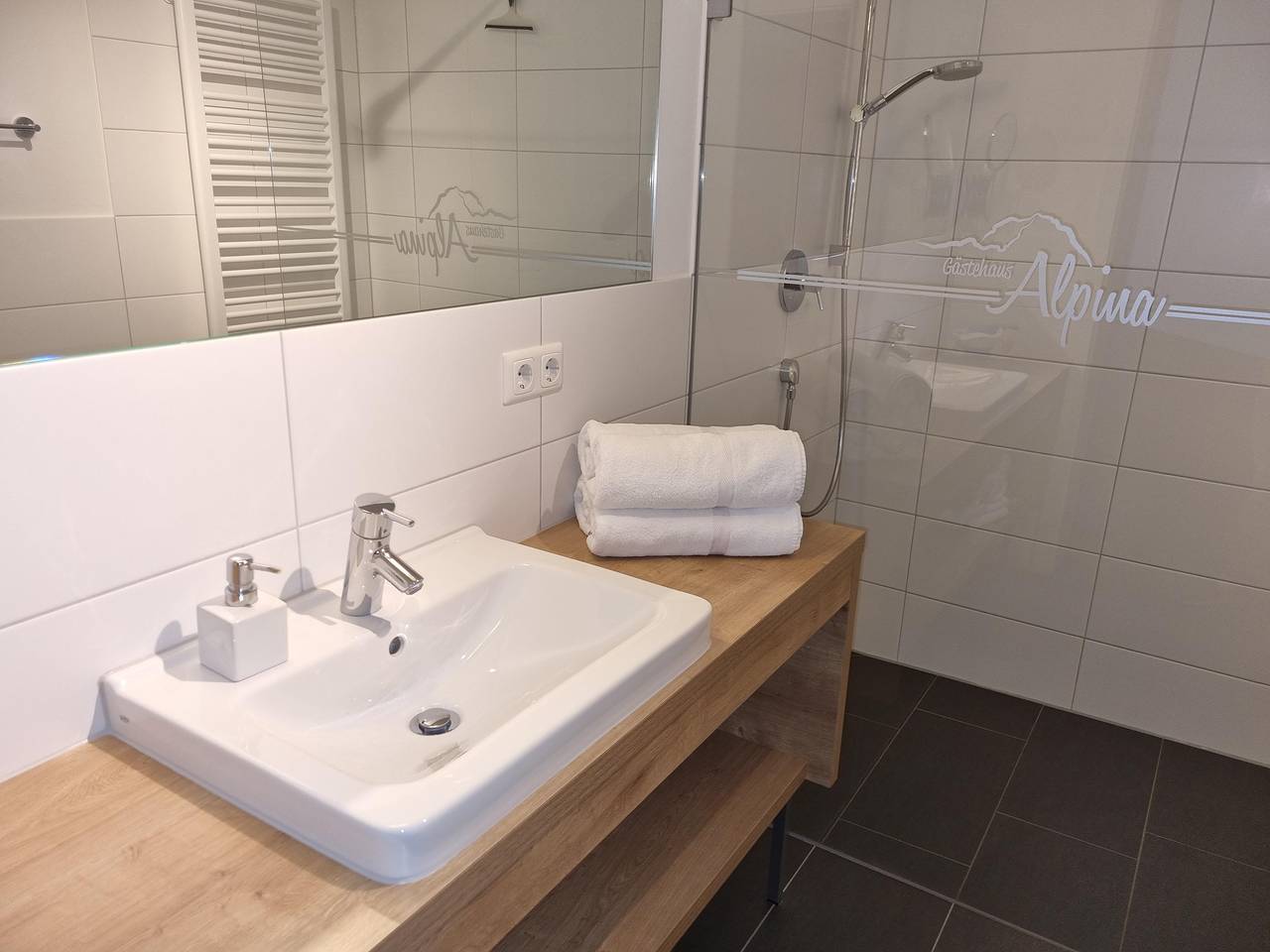 Appartement "4" - 2 slaapkamers, douche, wc, foto 10