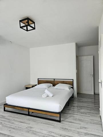 Gîte pour 9 personnes à Orbigny