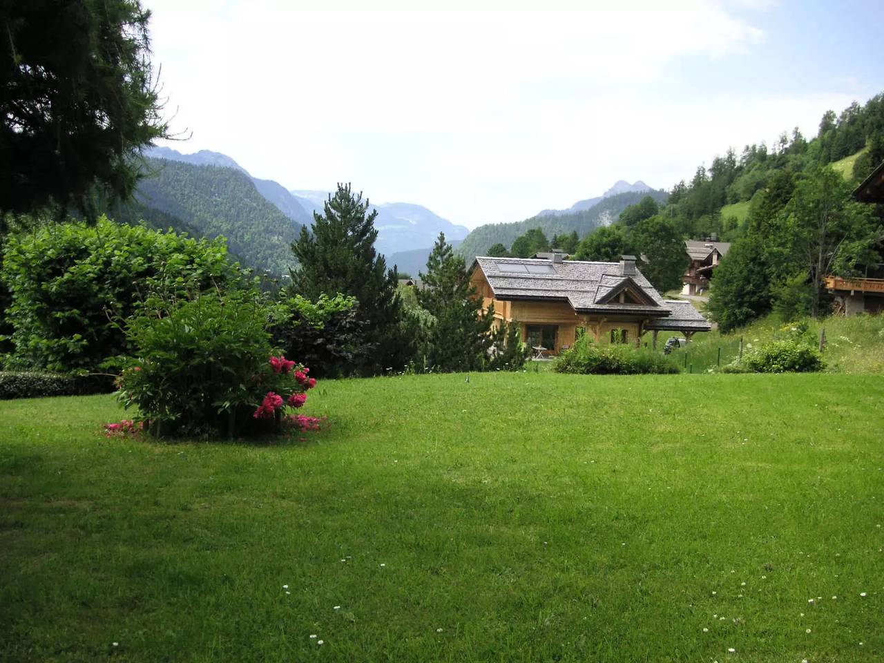 Apartamento entero, Tranquilo chalet con terraza - 2 dormitorios in La Clusaz, Región de Annecy