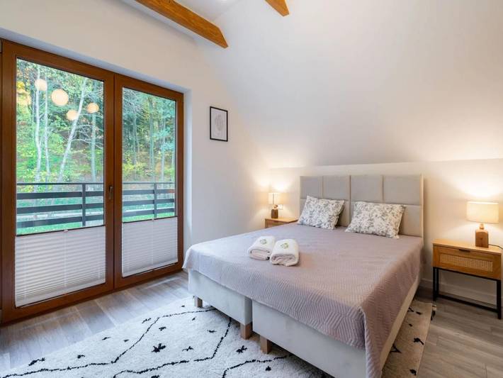 Comfortabele vakantievilla met sauna en jacuzzi in Marcyporęba, Klein-Polen