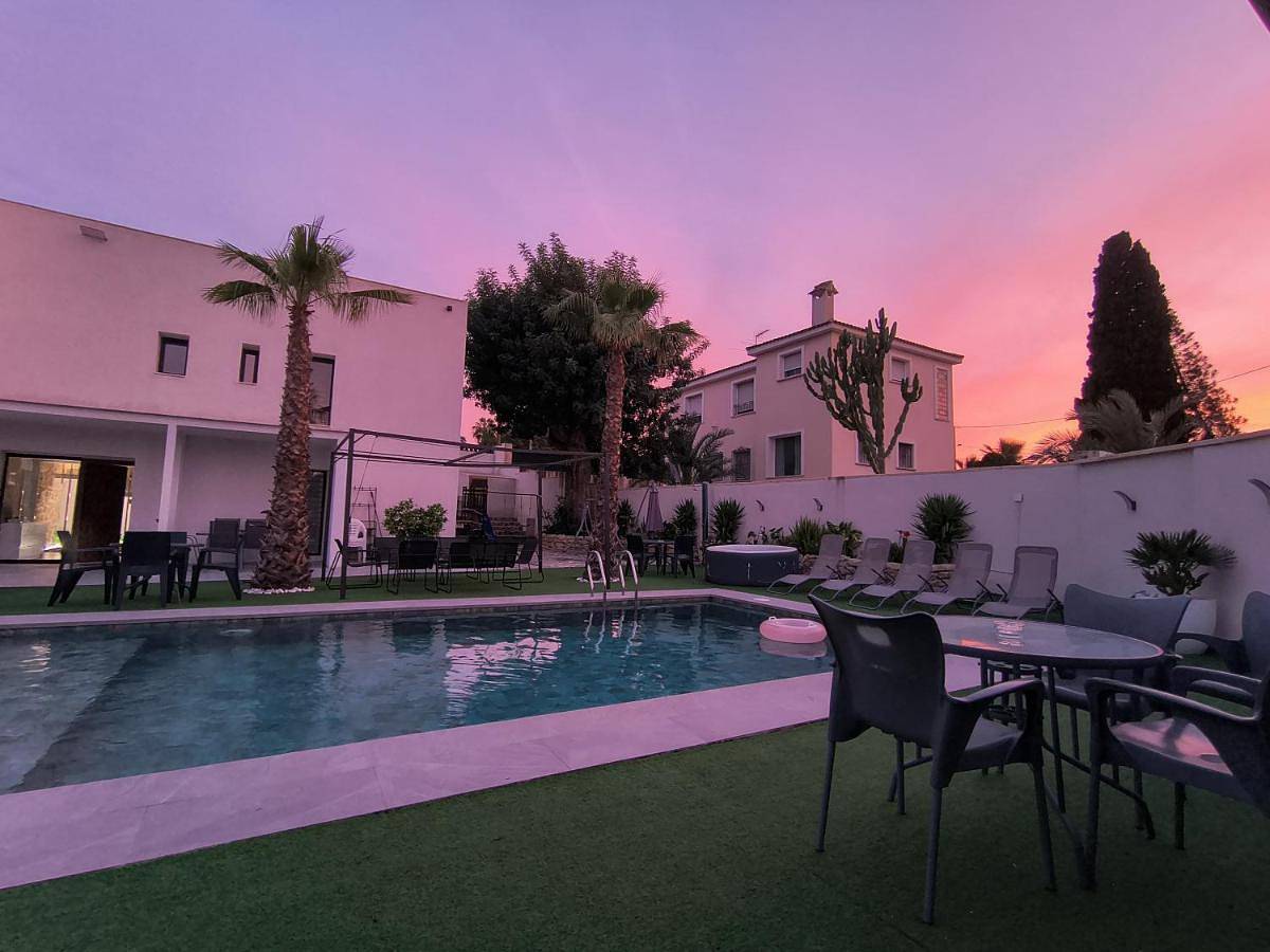 Villa in Vistahermosa (Alicante), Alicante