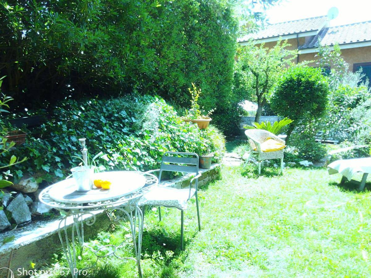 Appartamento intero, Two-Bedroom Apartment in Grottaferrata, Castelli Romani