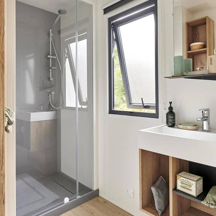 Location de vacances pour 3 personnes, avec vue ainsi que jardin et piscine à Belmont-sur-Rance - 4