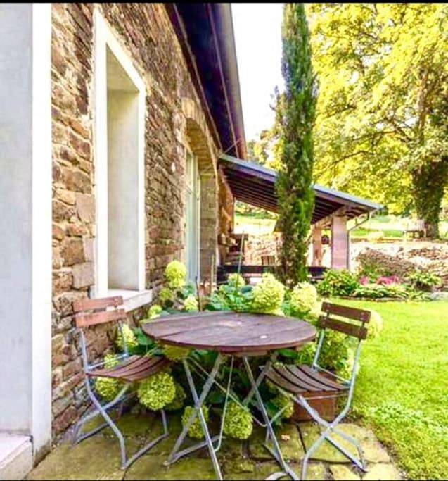Ferienwohnung für 2 Personen, mit Terrasse und Garten sowie Ausblick am Baldeneysee