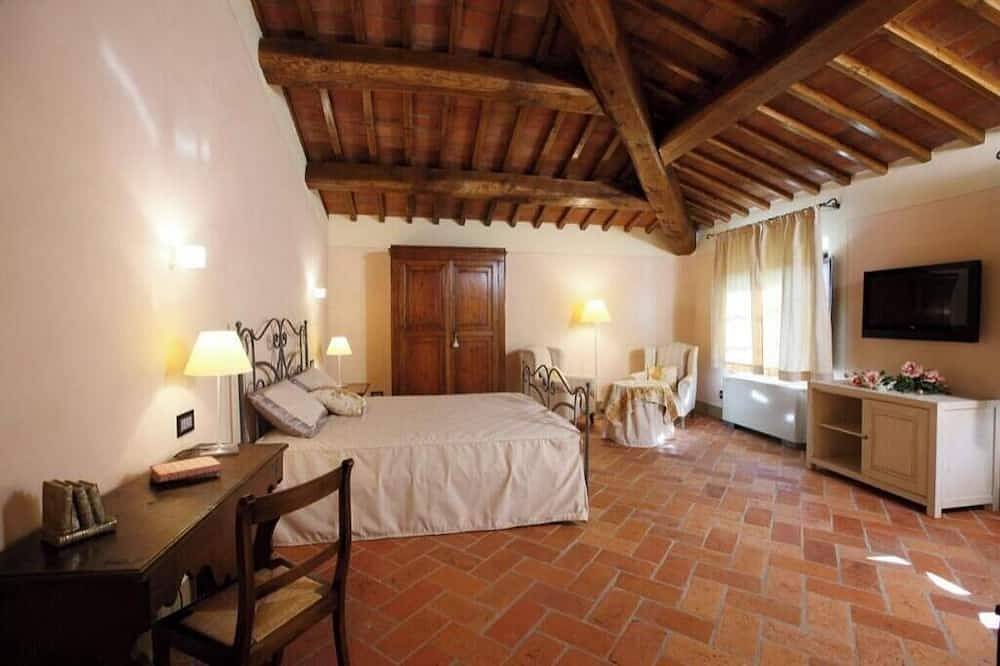 Casale di Valle – Dimora Storica nel Cuore del Chianti in Empoli, Firenze province