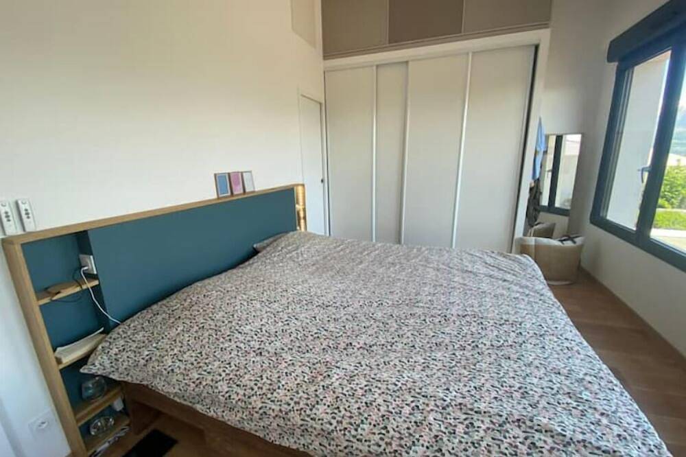 Villa, vue Exceptionnelle Avec Jaccuzi et Sauna in Biviers, Isère